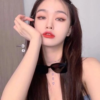 金爪女郎